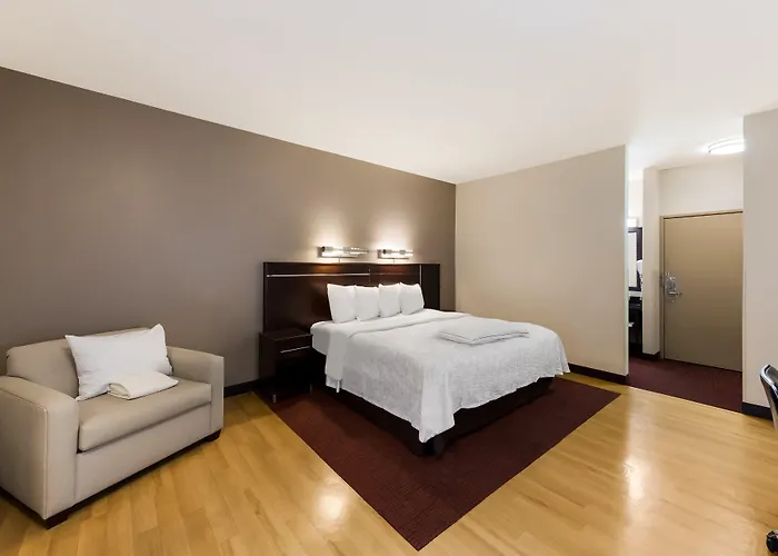 Red Roof Plus+ Downtown - Convention Center 3* Columbus